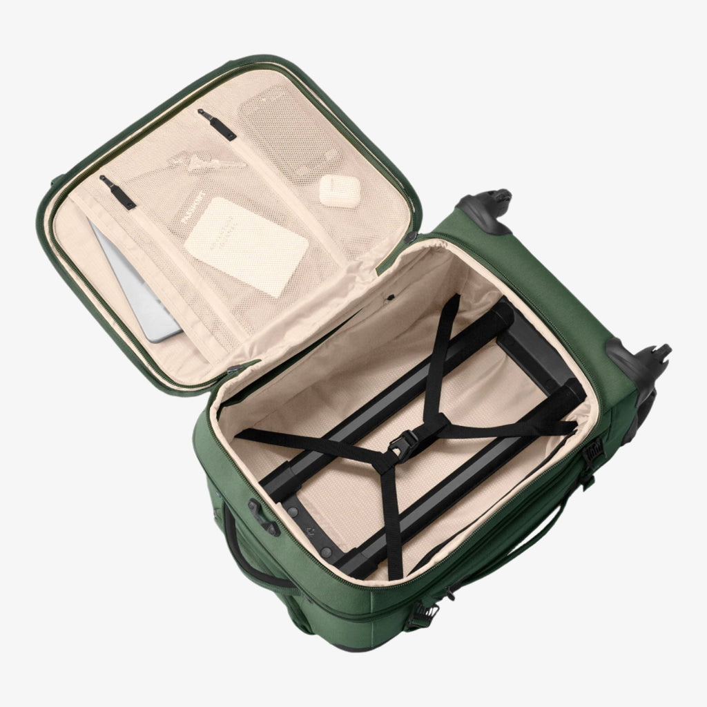 Gear Warrior XE 4-Wheel 21.75" Carry-On Luggage