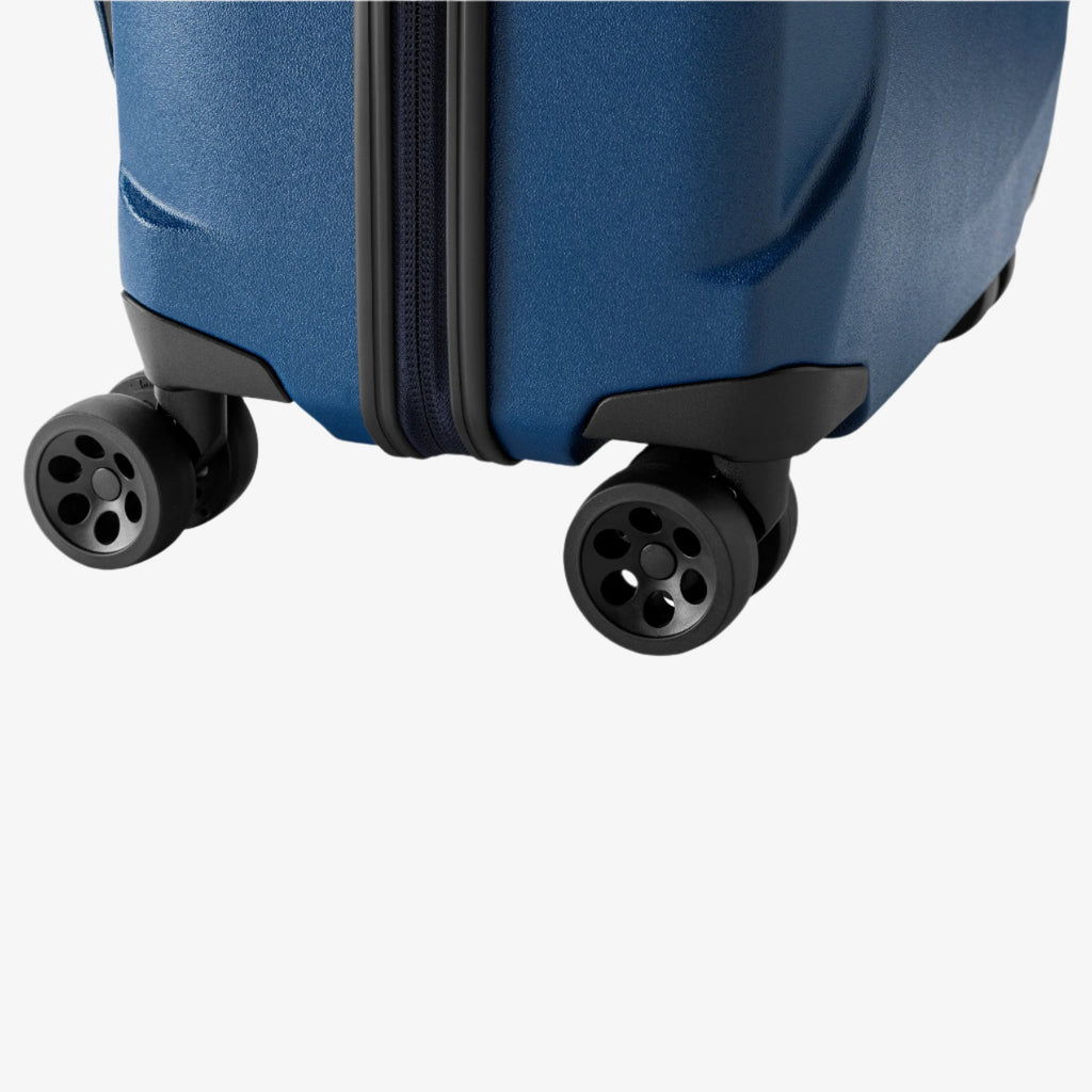 Tarmac 26" Luggage