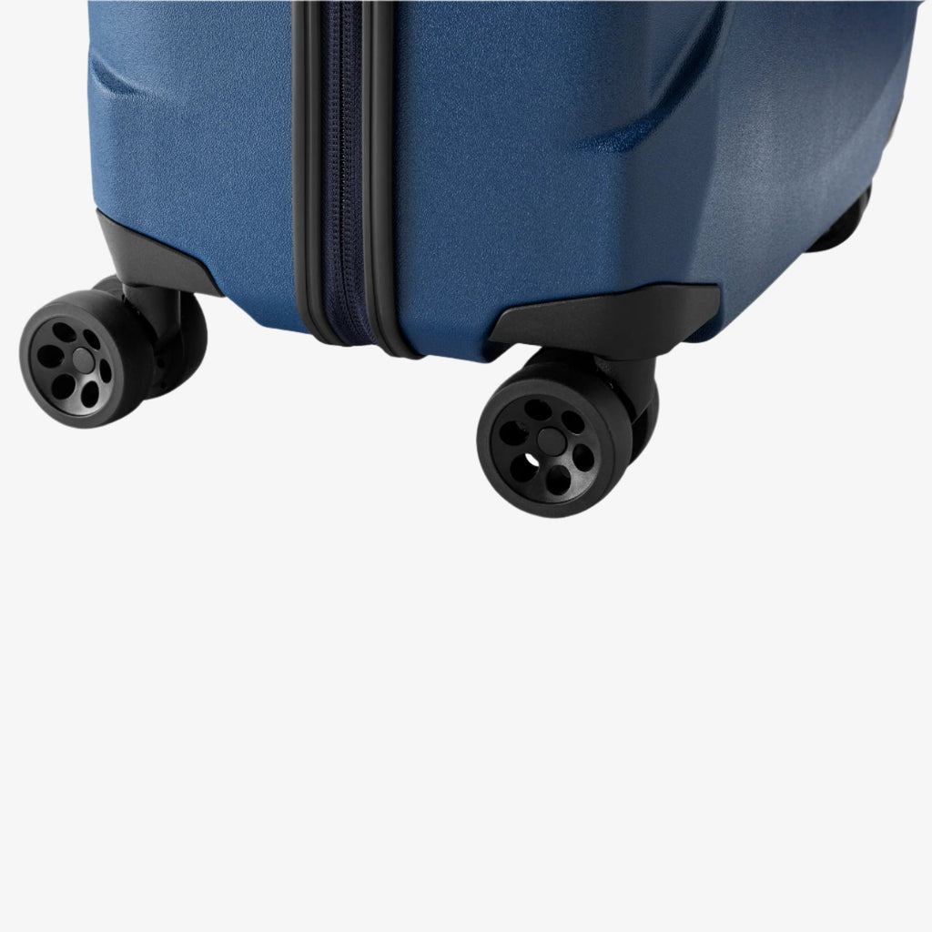 Tarmac 29" Luggage