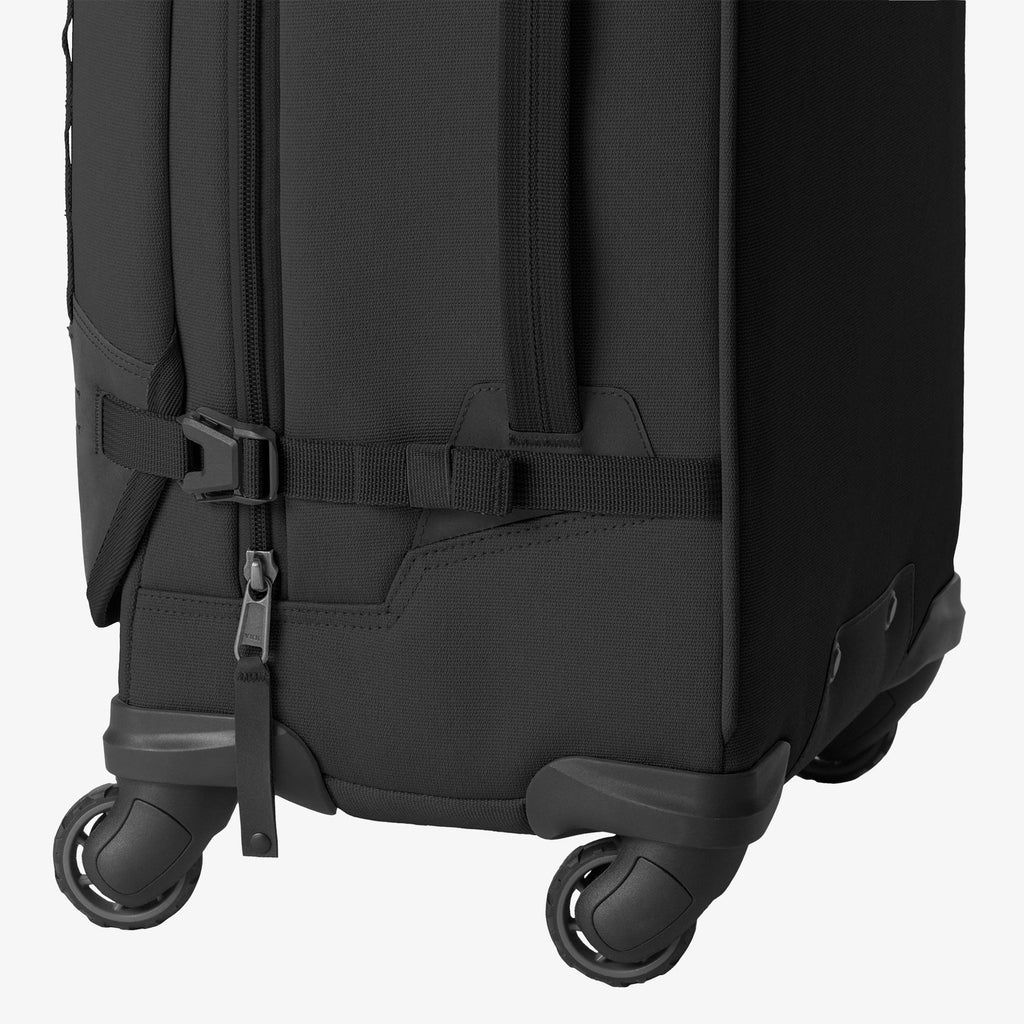 Gear Warrior XE 4-Wheel Large Carry-On Luggage
