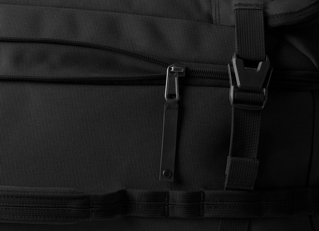 Gear Warrior XE 4-Wheel Large Carry-On Luggage